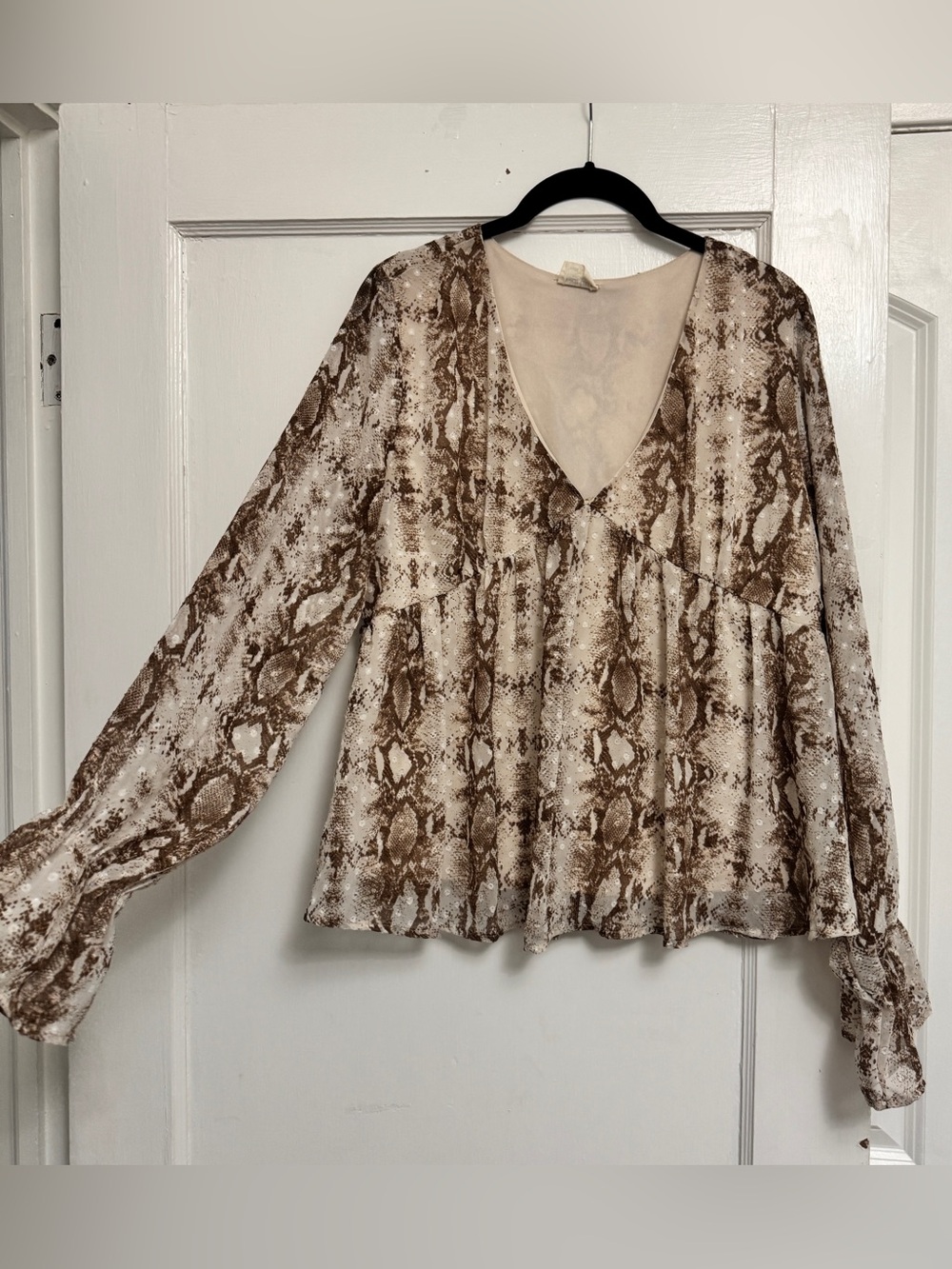 Peach Love California Brown and Cream Snake Print V-Neck Top